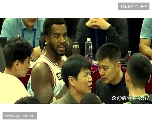 CBA精彩对决广东队迎战新疆队争夺季后赛席位的关键战役