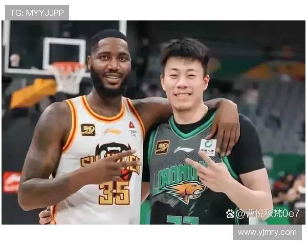 CBA复赛同曦对战辽宁队精彩对决引发球迷热议与期待