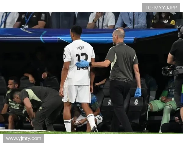 皇马与米兰激战正酣赛果揭晓引发球迷热议