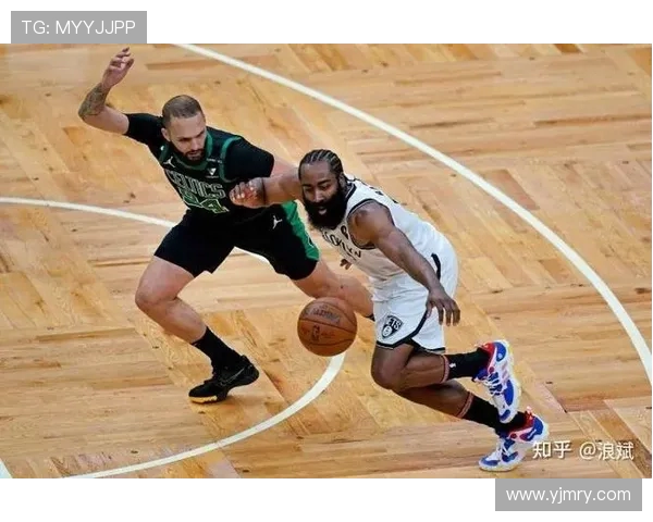 篮网与湖人激战正酣精彩比赛瞬间回顾与分析