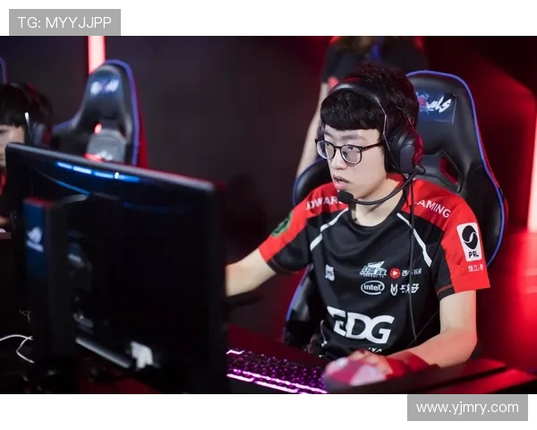 和平精英热议EDG战队状态引发广泛讨论与争议分析