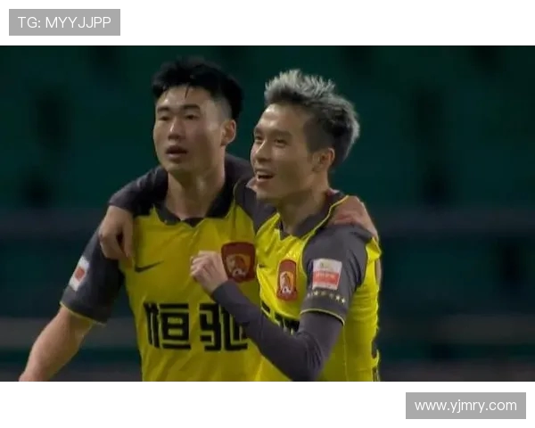 上海羽毛球队以84分领跑世锦赛积分榜展现强大实力 上海羽毛球队以84分领跑世锦赛积分榜展现强大实力