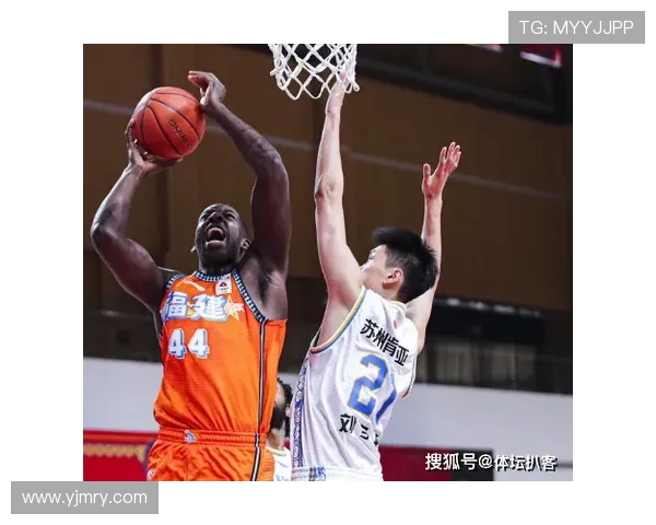 北京飞盘队灵活性引发热议球员表现与战术安排成焦点讨论 北京飞盘队灵活性引发热议球员表现与战术安排成焦点讨论